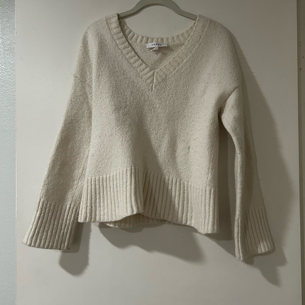 Frame Denim Cream V-Neck Sweater